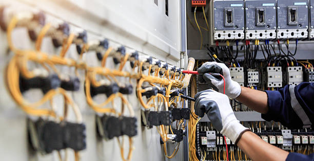 Professional Electrician technician working in Ocean View, DE